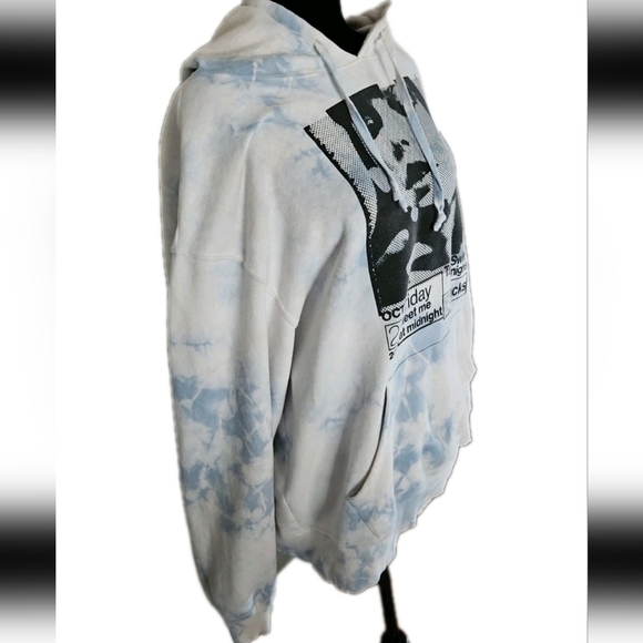 Taylor Swift Womens Taylor Swift Midnights Concert Cozy Blue Tie Dye Hoodie L - Picture 4 of 16